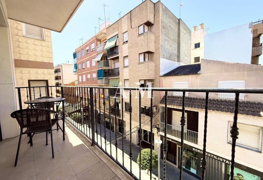 1 soveværelse Lejlighed til leje i Almoradi med swimmingpool - € 800 (Ref: 10095387)
