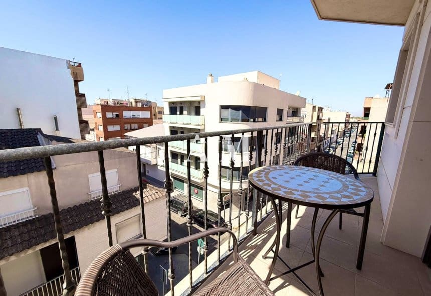 1 Zimmer Apartment zu vermieten in Almoradi mit Pool - 800 € (Ref: 10095388)