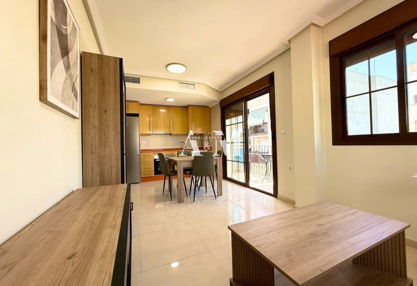 1 Zimmer Apartment zu vermieten in Almoradi mit Pool - 800 € (Ref: 10095388)