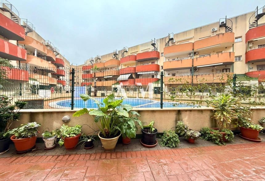 1 soverom Leilighet til leie i Almoradi med svømmebasseng - € 700 (Ref: 10095389)
