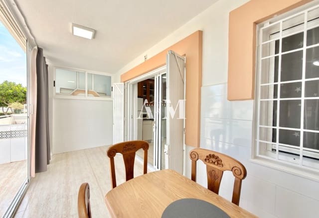 2 makuuhuone Ranta-asunto vuokrattavana paikassa Cabo Roig, Orihuela mukana uima-altaan - 850 € (Ref: 10095390)