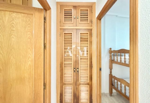 2 makuuhuone Ranta-asunto vuokrattavana paikassa Cabo Roig, Orihuela mukana uima-altaan - 850 € (Ref: 10095390)