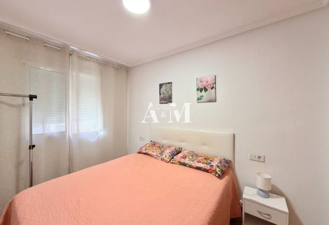 2 slaapkamer Appartement te huur in Parque de las Naciones, Torrevieja met zwembad - € 850 (Ref: 10095391)