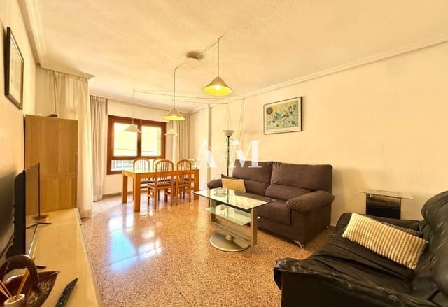 4 slaapkamer Appartement te huur in Almoradí - € 800 (Ref: 10095392)