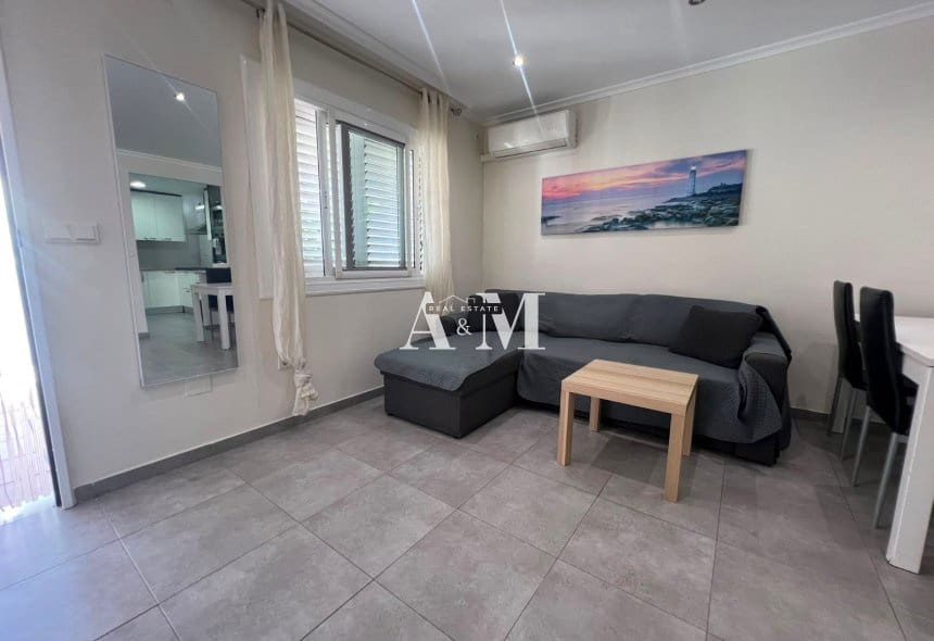 2 sovrum Hus att hyra i Gran Alacant med pool - 1 200 € (Ref: 10095393)