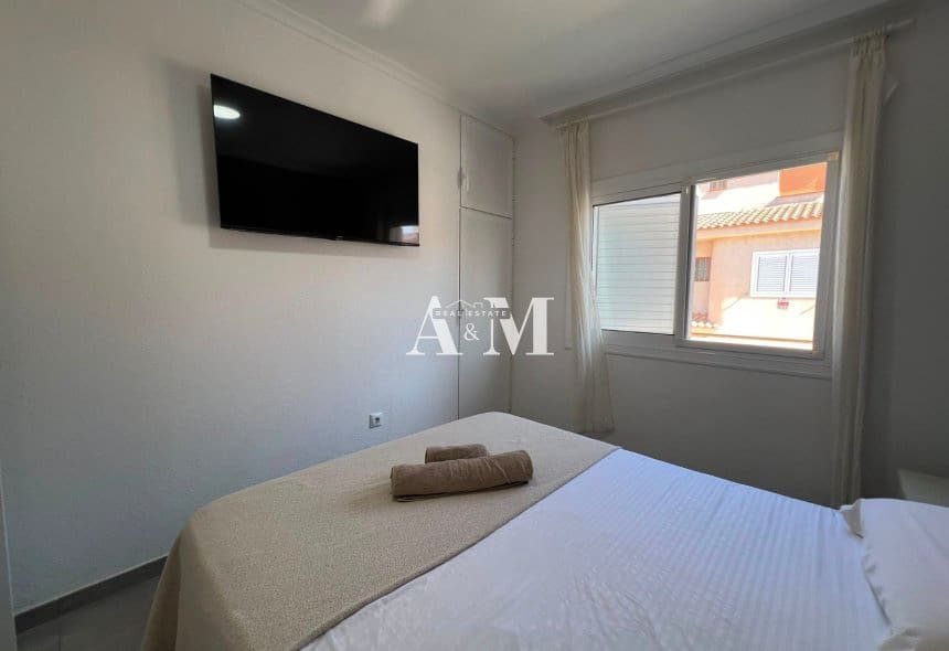 2 sovrum Hus att hyra i Gran Alacant med pool - 1 200 € (Ref: 10095393)