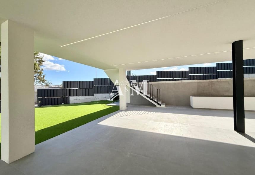 3 soveværelse Villa til salg i Molina de Segura med swimmingpool garage - € 740.000 (Ref: 10095394)