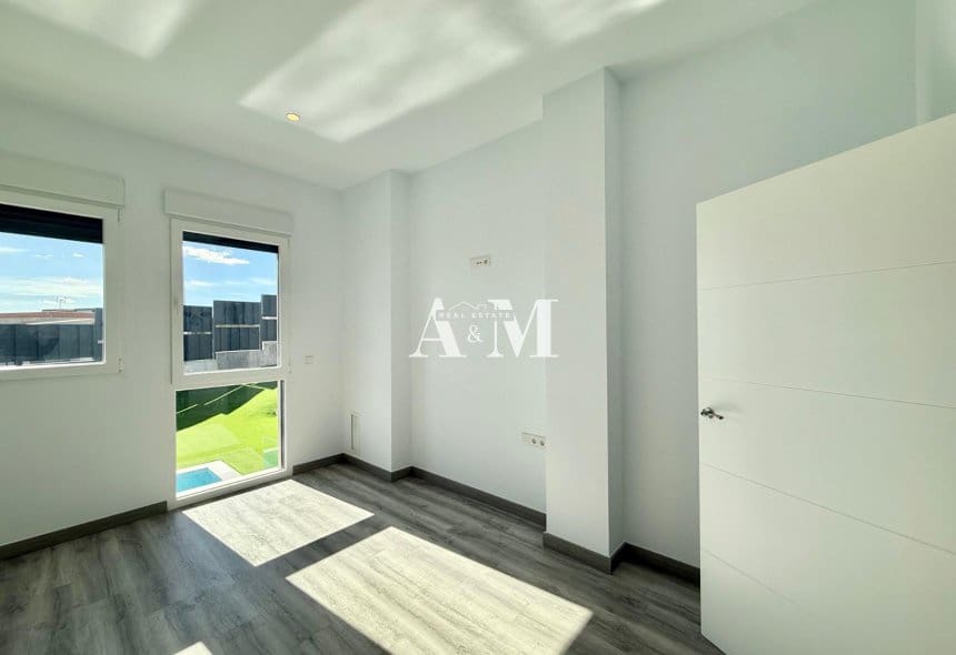 3 soveværelse Villa til salg i Molina de Segura med swimmingpool garage - € 740.000 (Ref: 10095394)