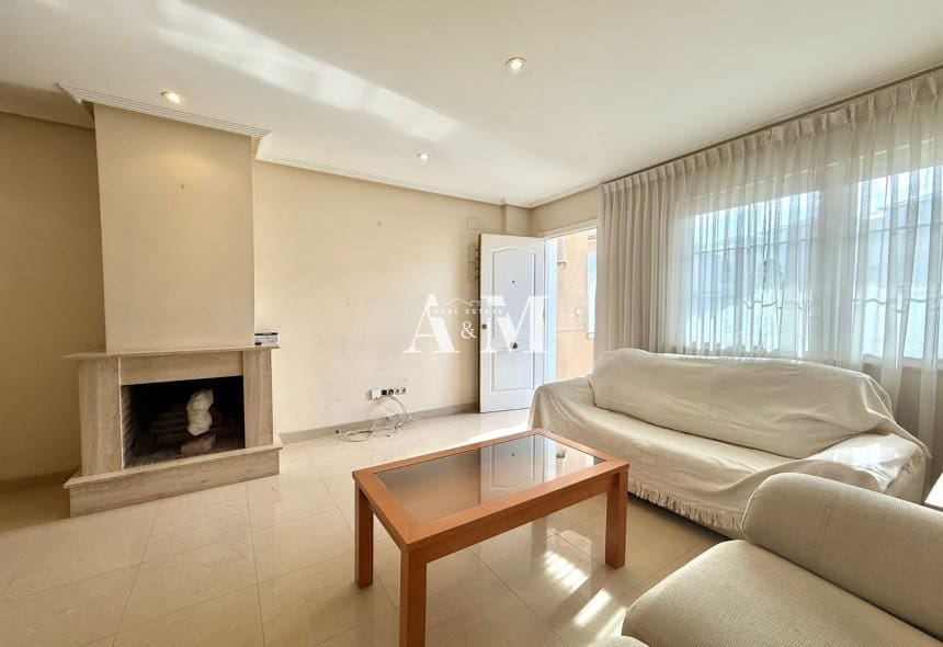 3 sypialnia Dom do wynajęcia w Almoradi z basenem garażem - 1 100 € (Ref: 10095395)