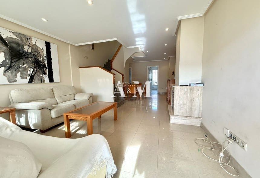 3 sypialnia Dom do wynajęcia w Almoradi z basenem garażem - 1 100 € (Ref: 10095395)