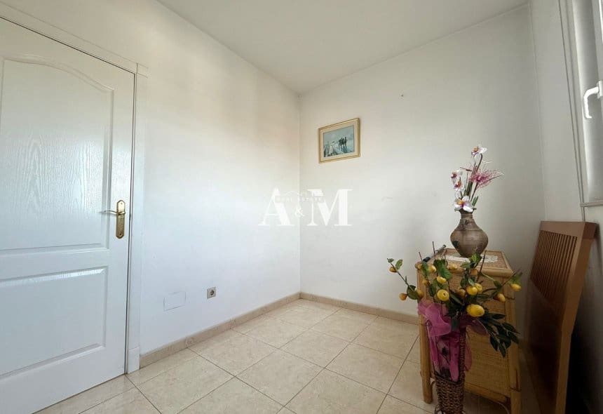 3 sypialnia Dom do wynajęcia w Almoradi z basenem garażem - 1 100 € (Ref: 10095395)