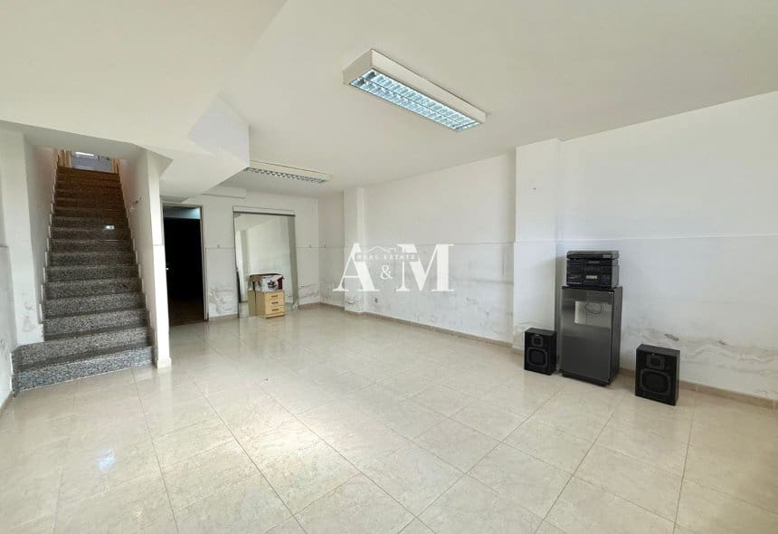 3 sypialnia Dom do wynajęcia w Almoradi z basenem garażem - 1 100 € (Ref: 10095395)