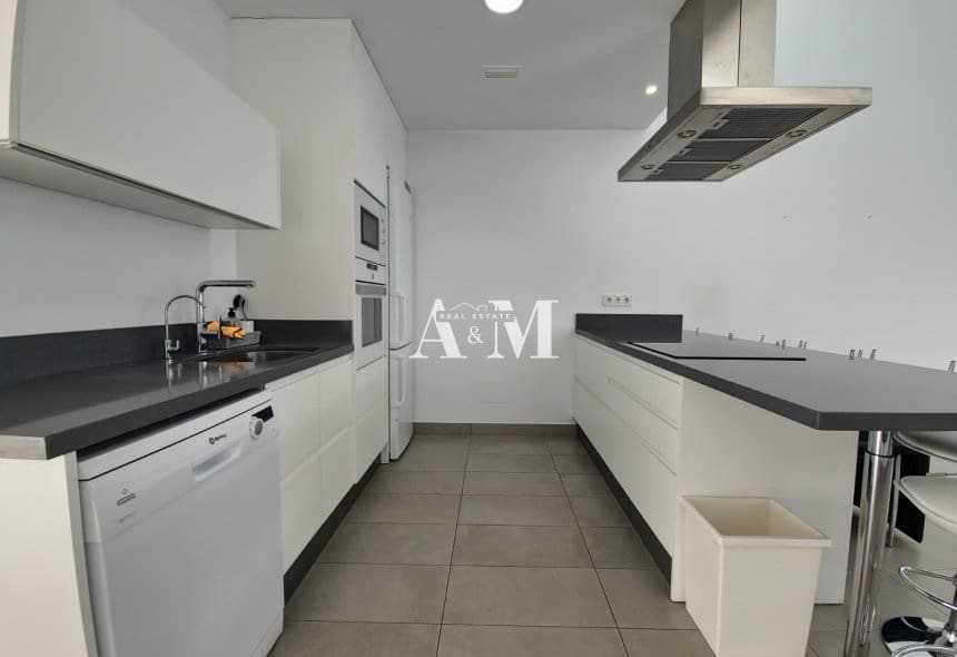 3 camera da letto Villa da affittare in Dolores con piscina - 1.700 € (Rif: 10095396)