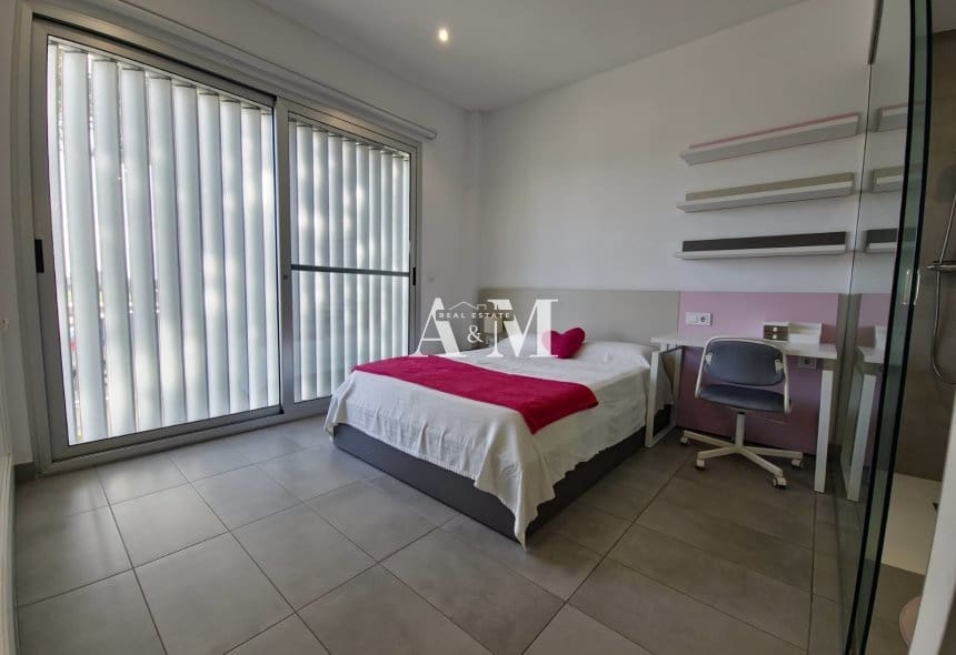 3 camera da letto Villa da affittare in Dolores con piscina - 1.700 € (Rif: 10095396)