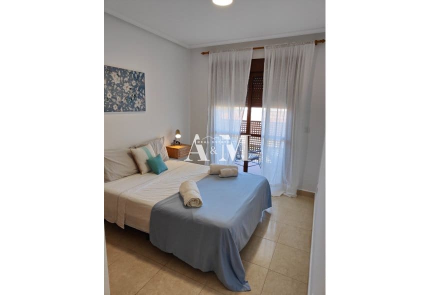 Apartamento Playa de 2 habitaciones en Lo Pagan en alquiler con piscina garaje - 800 € (Ref: 10095397)