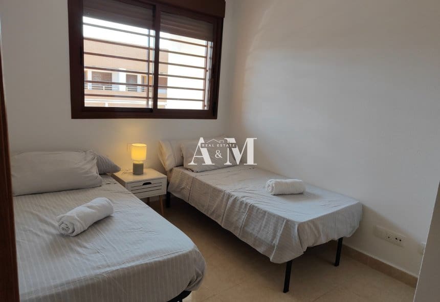 Apartamento Playa de 2 habitaciones en Lo Pagan en alquiler con piscina garaje - 800 € (Ref: 10095397)