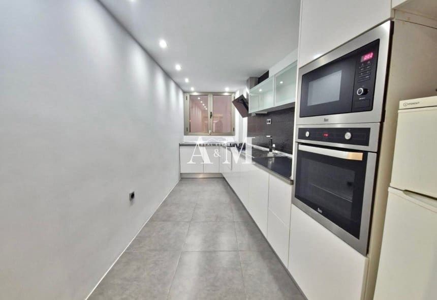 3 Zimmer Strandapartment zu vermieten in Torrevieja - 1.100 € (Ref: 10095398)