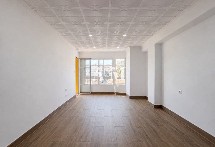 4 soverom Leilighet til leie i Orihuela - € 800 (Ref: 10095399)