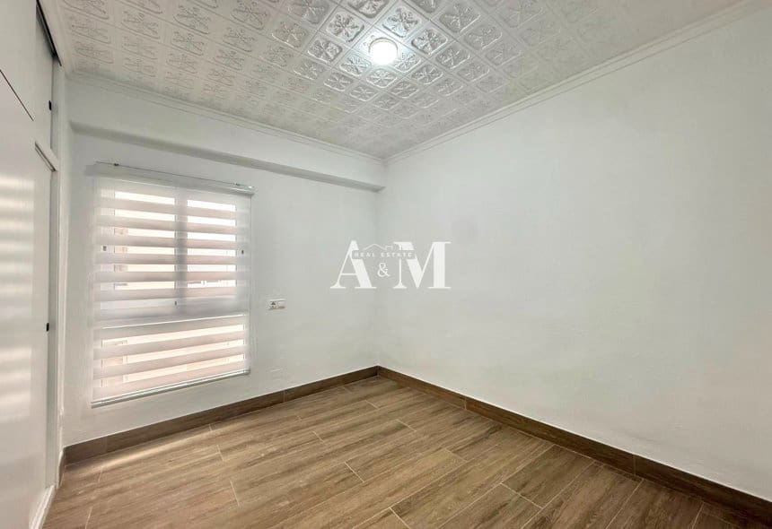 4 soverom Leilighet til leie i Orihuela - € 800 (Ref: 10095399)