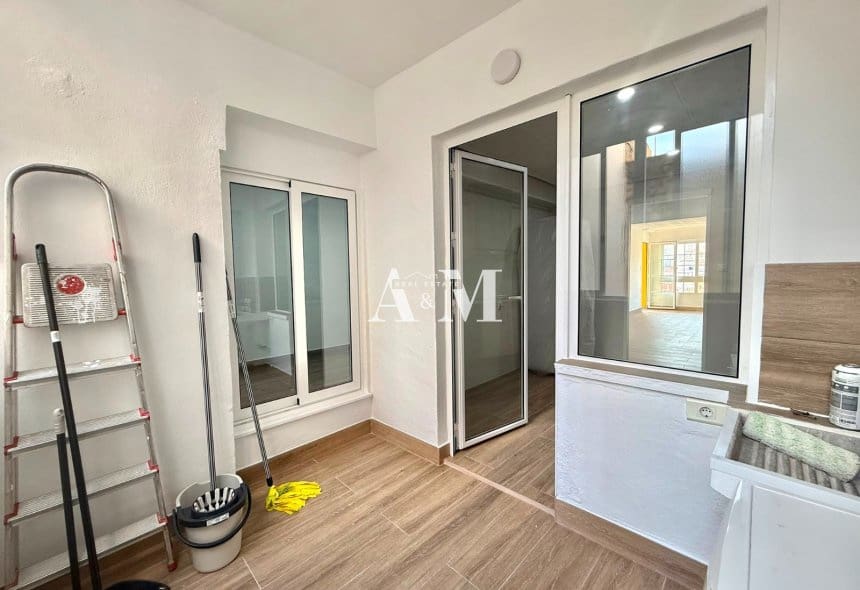 4 soverom Leilighet til leie i Orihuela - € 800 (Ref: 10095399)