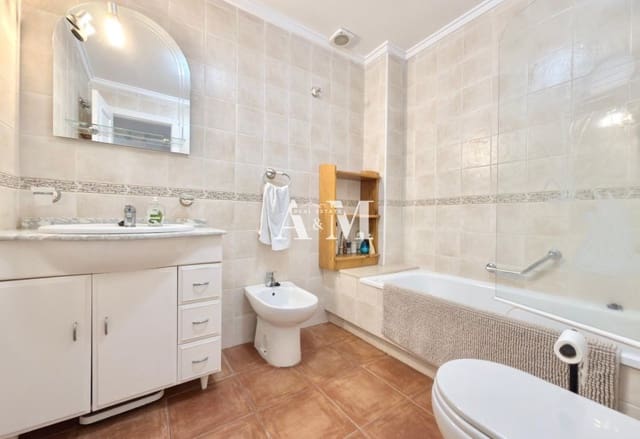 2 soverom Leilighet til leie i El Chaparral - La Siesta - La Torreta, Torrevieja med svømmebasseng garasje - € 890 (Ref: 10095400)