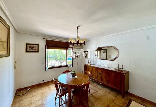 3 bedroom Villa for rent in Ciudad Quesada, Rojales with pool garage - € 2,000 (Ref: 10095401)
