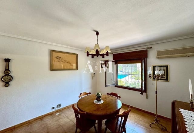 3 bedroom Villa for rent in Ciudad Quesada, Rojales with pool garage - € 2,000 (Ref: 10095401)