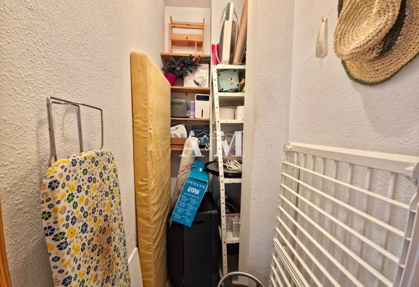 Bungalow de 2 habitaciones en Pilar de la Horadada en alquiler con piscina - 750 € (Ref: 10095402)
