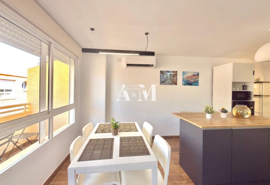 Apartamento Playa de 2 habitaciones en Guardamar del Segura en alquiler - 1.000 € (Ref: 10095403)
