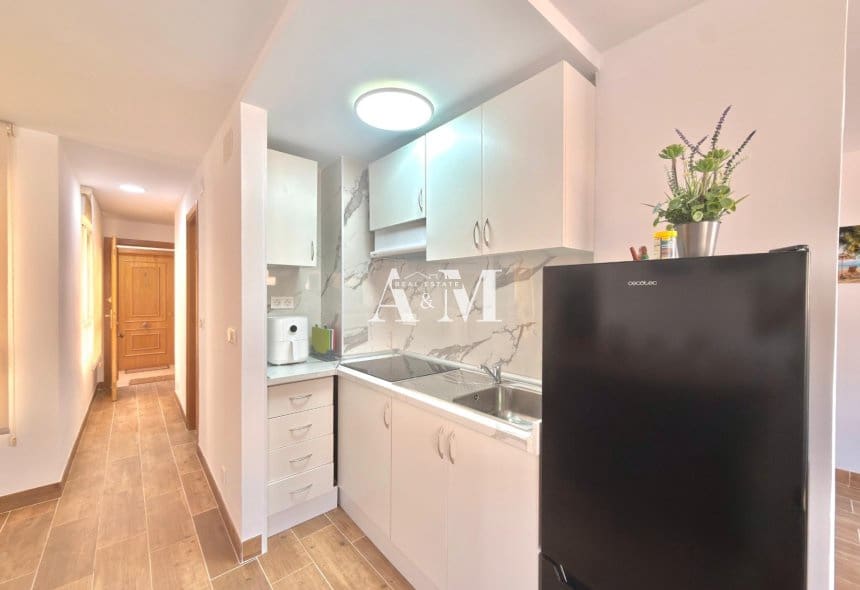 Apartamento Playa de 2 habitaciones en Guardamar del Segura en alquiler - 1.000 € (Ref: 10095403)
