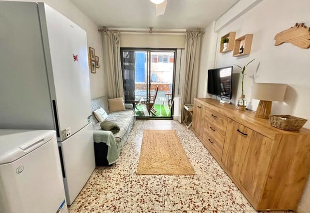 2 quarto Apartamento de Praia para arrendar em Cabo Cervera, Torrevieja - 700 € (Ref: 10095404)