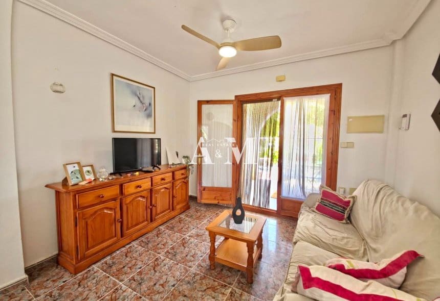 2 soverom Bungalow til leie i El Moncayo med svømmebasseng - € 700 (Ref: 10095405)