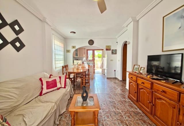 2 quarto Bungalow para arrendar em El Moncayo, Guardamar del Segura com piscina - 700 € (Ref: 10095405)