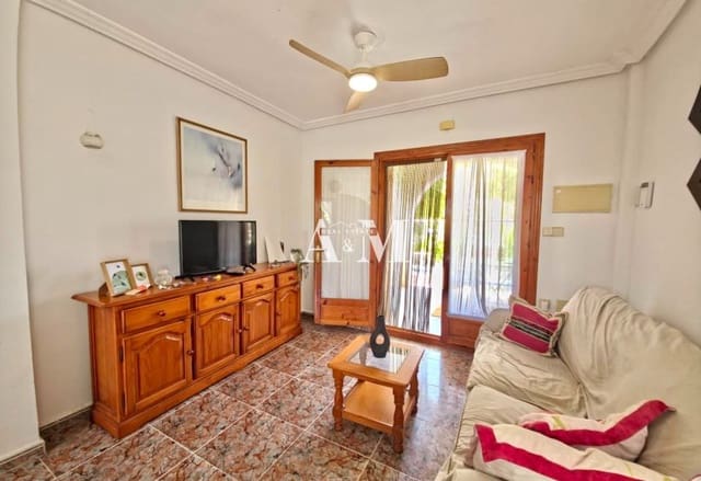 2 quarto Bungalow para arrendar em El Moncayo, Guardamar del Segura com piscina - 700 € (Ref: 10095405)