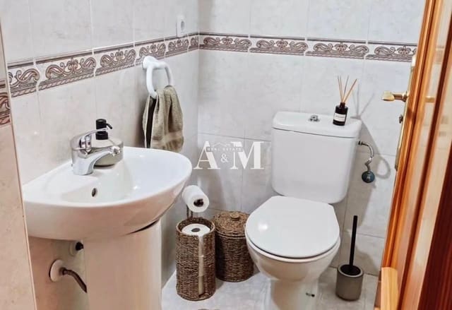 2 sovrum Hus att hyra i Nueva Torrevieja, Torrevieja med pool - 1 150 € (Ref: 10095406)