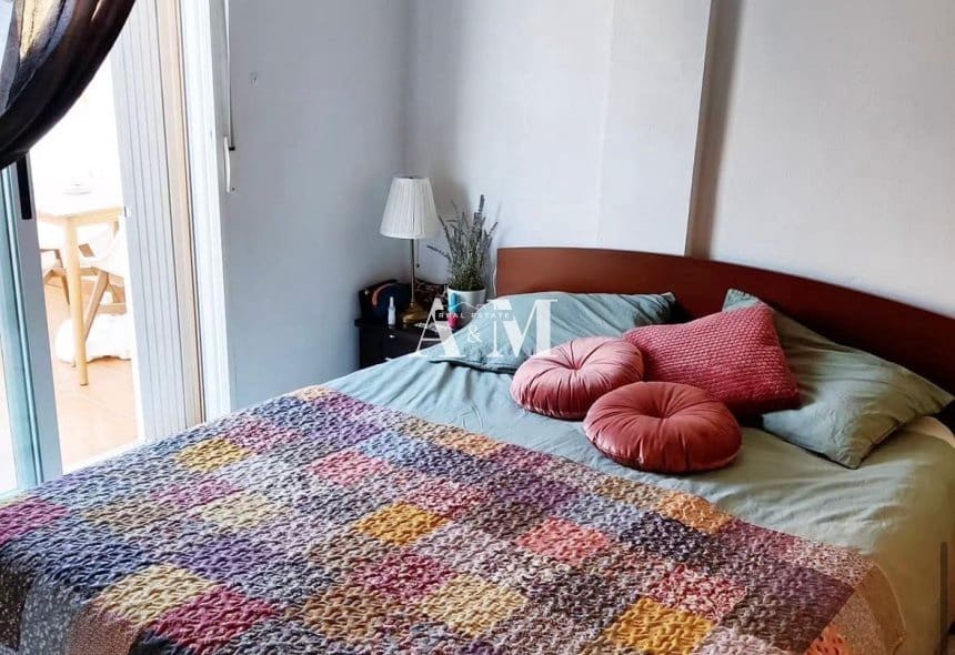 Maison de Ville de 2 chambres à louer à Torrevieja avec piscine - 1 150 € (Ref: 10095406)