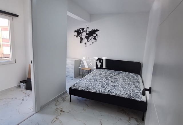 2 soveværelse Strandlejlighed til salg i Centro, Torrevieja - € 200.000 (Ref: 10095407)