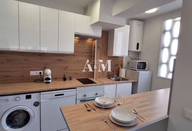 2 soveværelse Strandlejlighed til salg i Centro, Torrevieja - € 200.000 (Ref: 10095407)