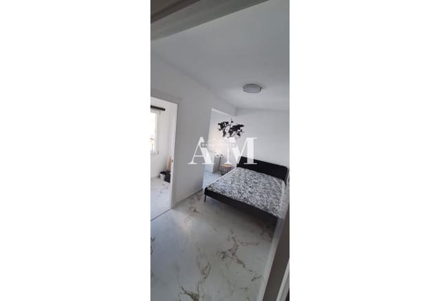2 soveværelse Strandlejlighed til salg i Centro, Torrevieja - € 200.000 (Ref: 10095407)