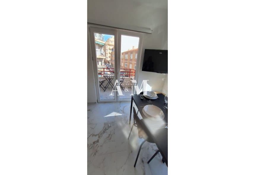 2 soveværelse Strandlejlighed til salg i Torrevieja - € 200.000 (Ref: 10095407)