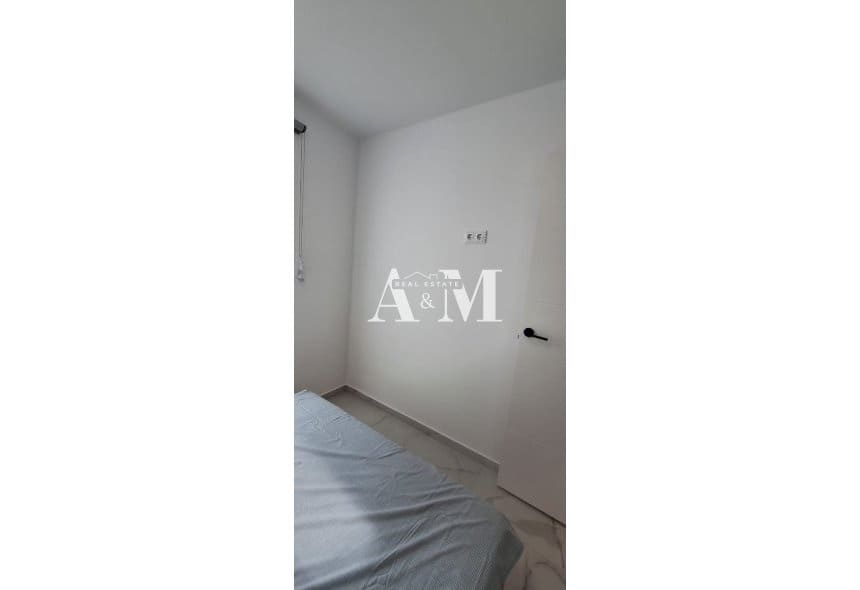 3 soveværelse Strandlejlighed til salg i Torrevieja - € 250.000 (Ref: 10095408)