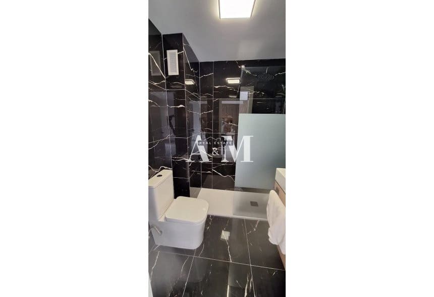 3 soveværelse Strandlejlighed til salg i Torrevieja - € 250.000 (Ref: 10095408)
