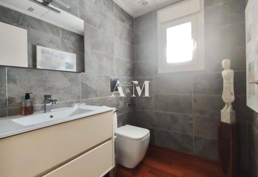 2 quarto Moradia para arrendar em Alicante cidade com piscina - 2 000 € (Ref: 10095410)