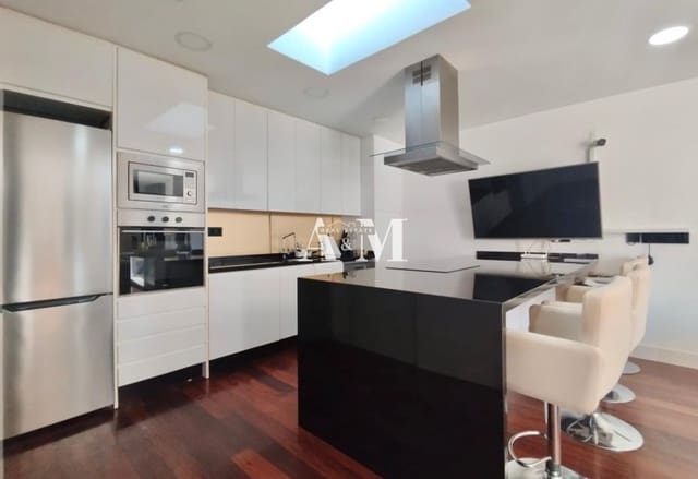 2 quarto Moradia para arrendar em Alicante cidade com piscina - 2 000 € (Ref: 10095410)