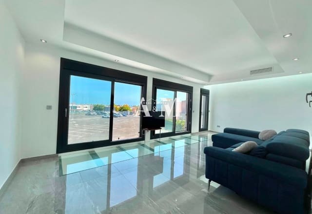 3 sypialnia Willa na sprzedaż w San Pedro del Pinatar ciudad, San Pedro del Pinatar z basenem - 425 000 € (Ref: 10095411)