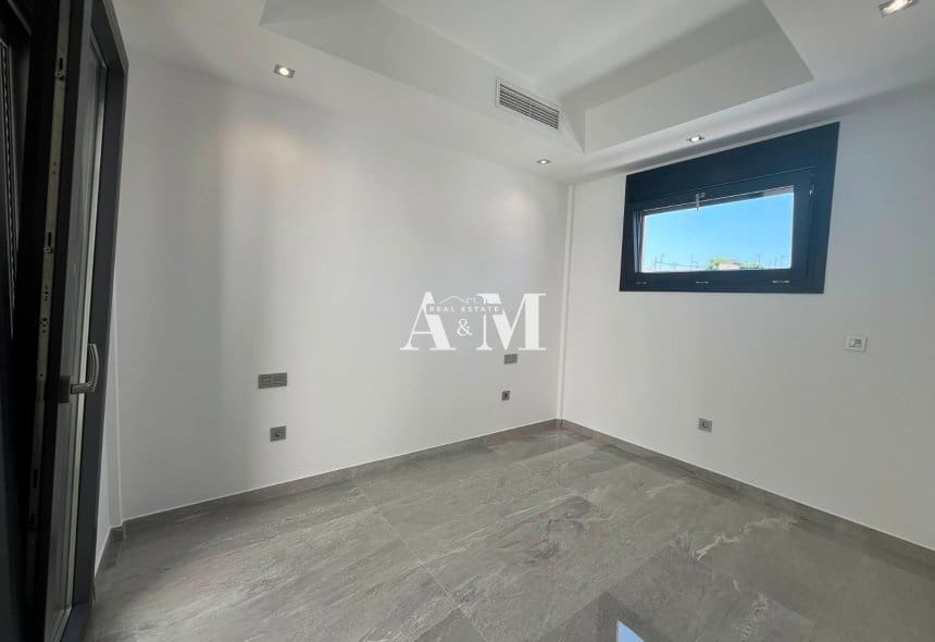 3 slaapkamer Villa te koop in San Pedro del Pinatar met zwembad - € 425.000 (Ref: 10095411)