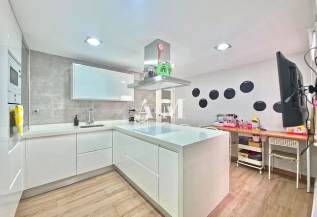 3 soverom Leilighet til salgs i Pilar de la Horadada ciudad, Pilar de la Horadada med garasje - € 209 900 (Ref: 10095415)