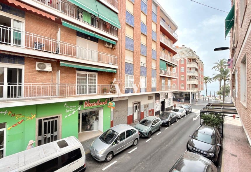 3 soveværelse Strandlejlighed til salg i Torrevieja - € 215.000 (Ref: 10095418)