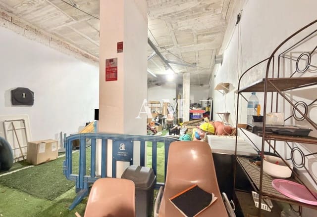 Commercieel te huur in Puerto Deportivo, Torrevieja - € 1.000 (Ref: 10095419)