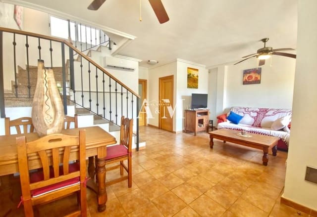 Casa de 3 habitaciones en Torre de la Horadada, Pilar de la Horadada en alquiler con garaje - 1.300 € (Ref: 10095420)